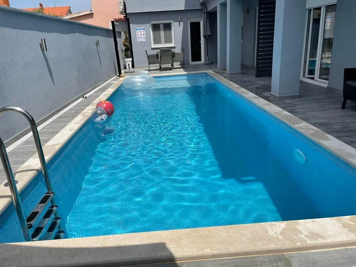 Apartment Villa Maleo Medulin