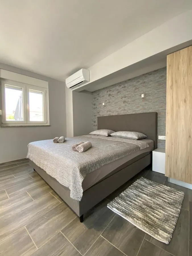 Villa Maleo Medulin Apartment