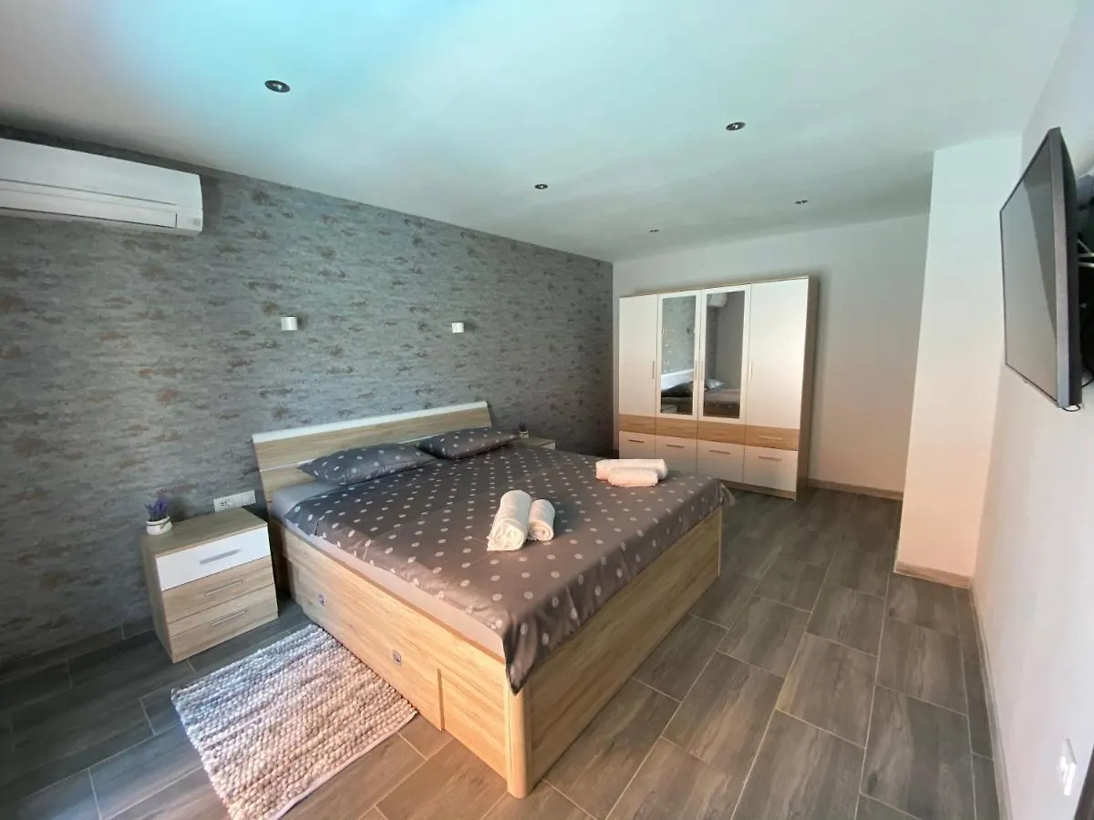 Apartment Villa Maleo Medulin
